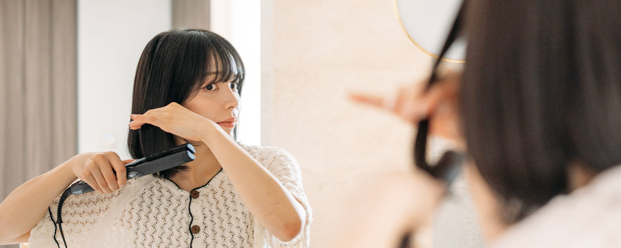 髪が傷みにくいヘアアイロンの選び方とは？スタイリングのコツについてもご紹介！