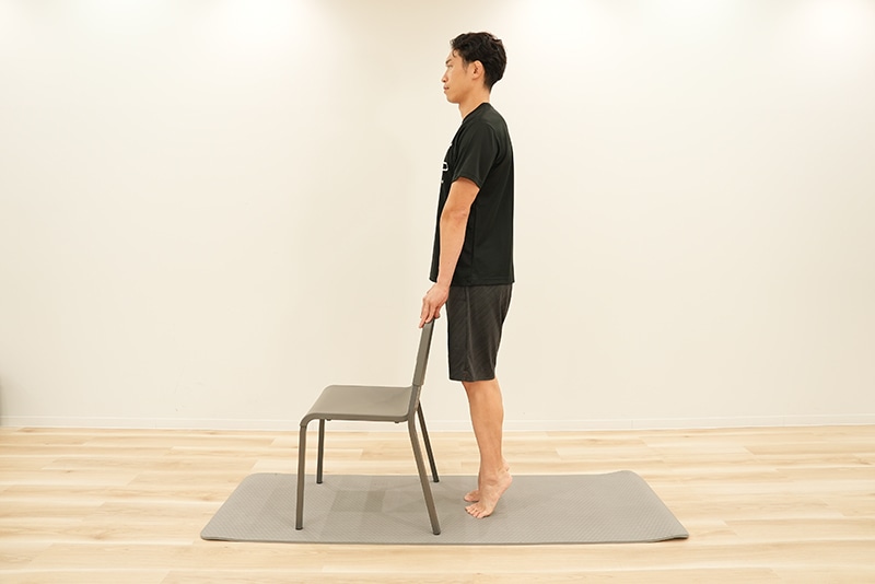 爪先立ち